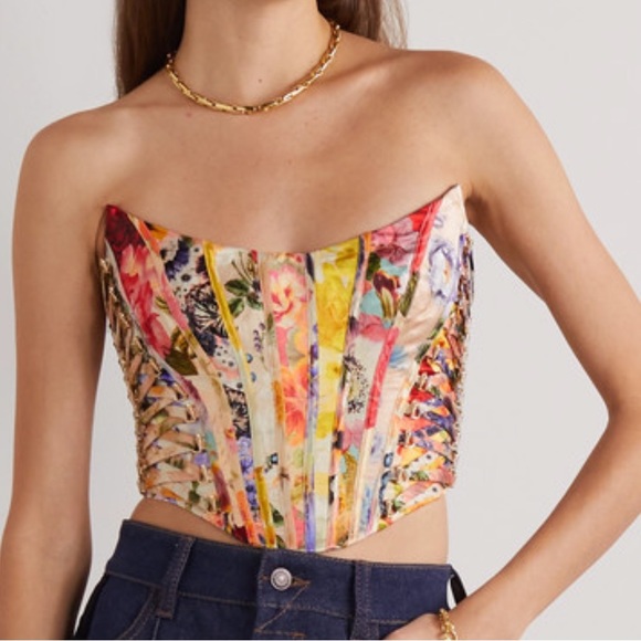 ZIMMERMANN
Wonderland floral-print linen and silk-blend organza
bustier top - Picture 2 of 5